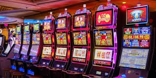 Multi-game dashboard showing sportsbook and live-dealer tabs